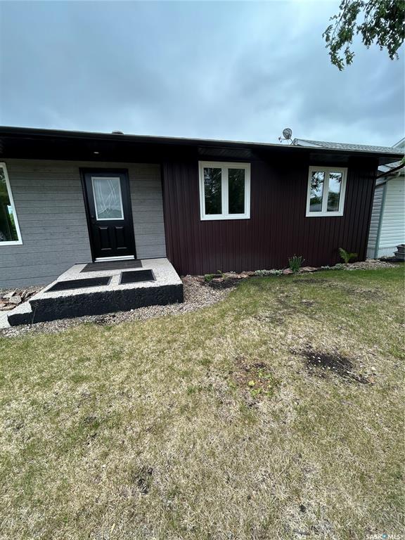 Third View of 211 3rd Avenue E, Kelvington, Saskatchewan, S0A 1W0