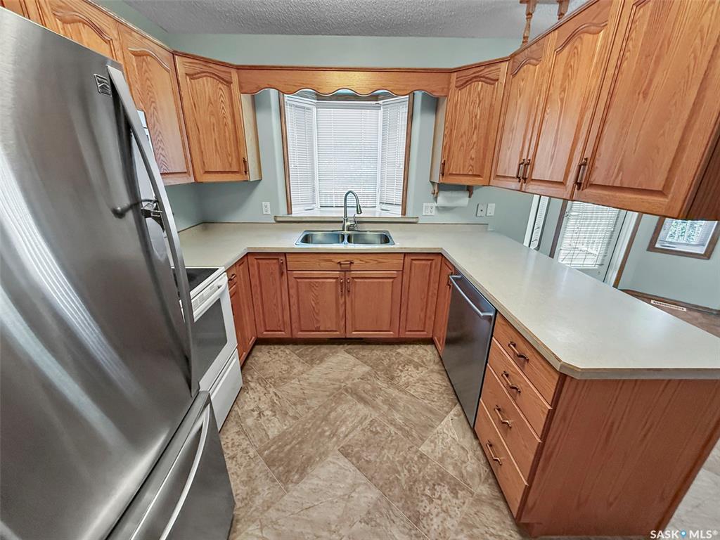 Fifth View of 410 2nd Street W, Kyle, Saskatchewan, S0L 1T0