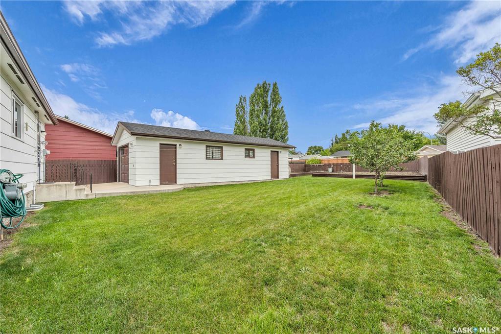 Third View of 9025 Abbott Avenue, McIntosh Park, North Battleford, Saskatchewan, S9A 3H7