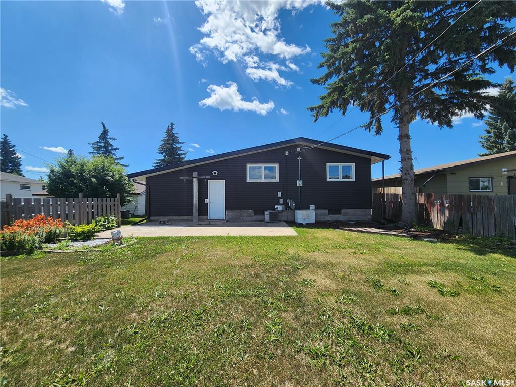 Third View of 126 11 Th Avenue W, Melville, Saskatchewan, S0A 2P0