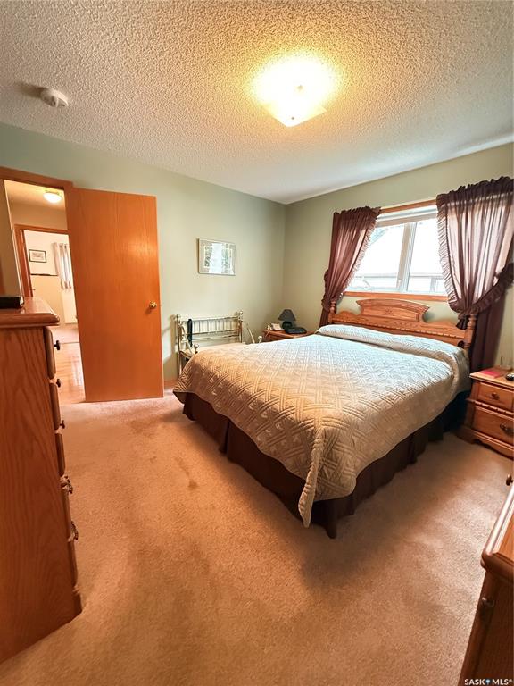 Fifth View of 423 Quappelle Street, Weyburn, Saskatchewan, S4H 0R3