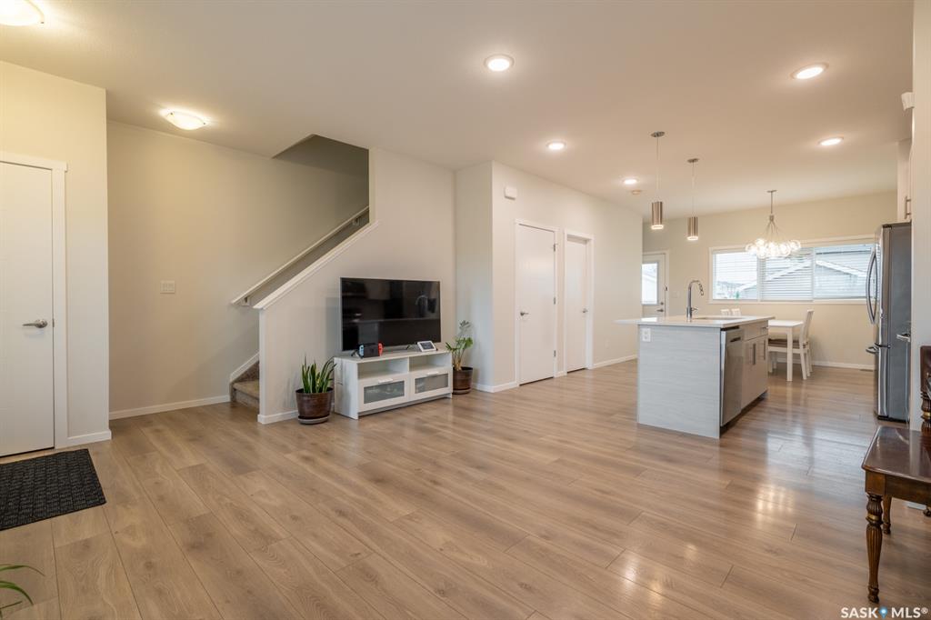 Second View of 5008 Primrose Green Drive E, Eastbrook, Regina, Saskatchewan, S4V 3S5