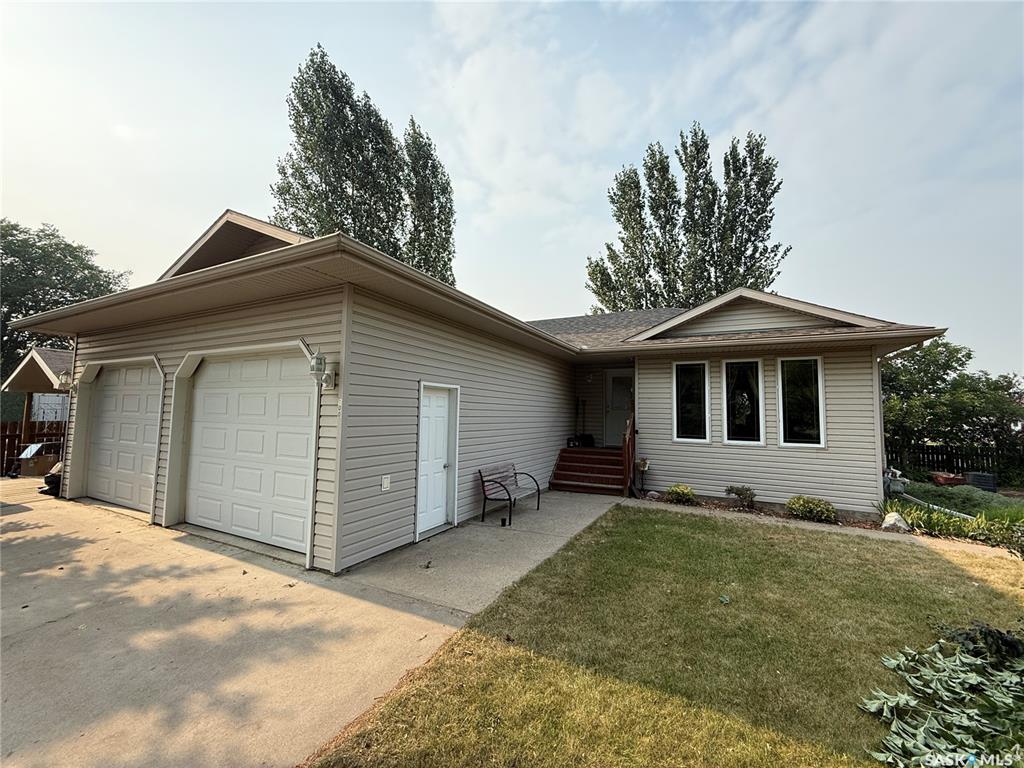100 6th Avenue E, SK012605, Saskatchewan,