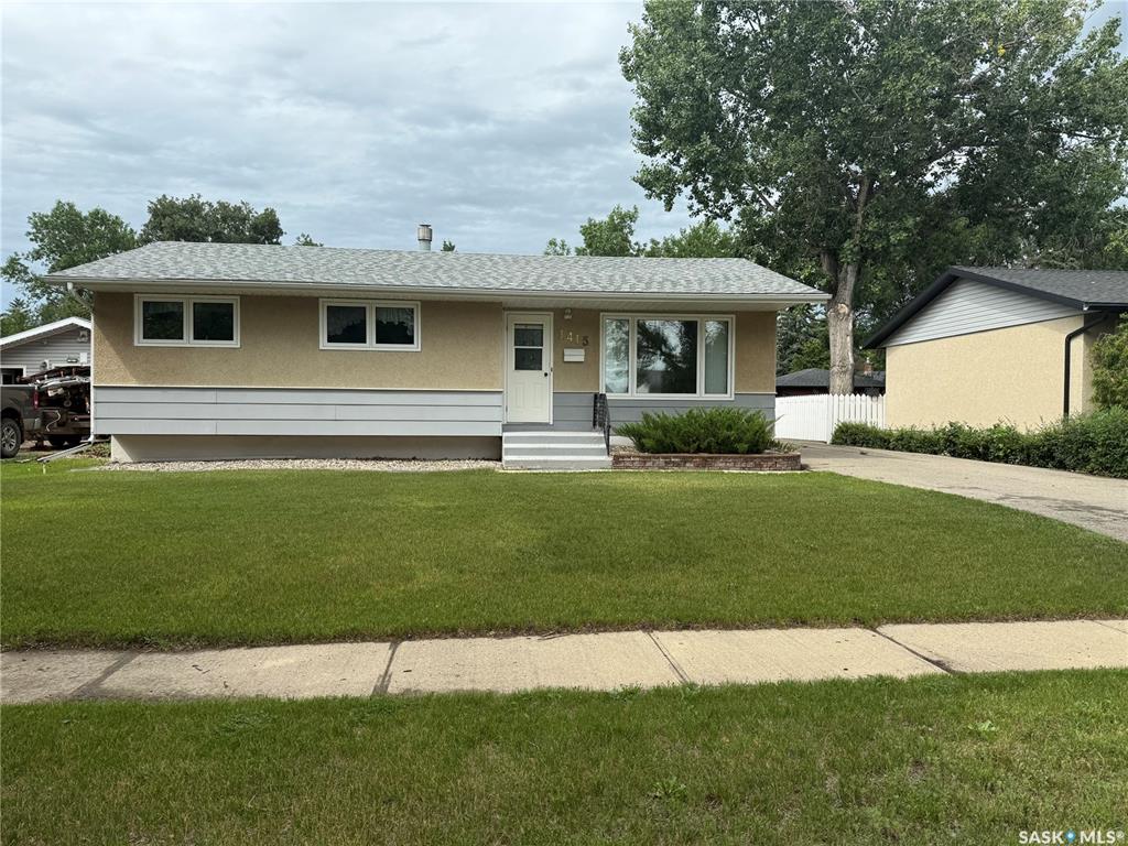 Second View of 1415 Coteau Avenue, Weyburn, Saskatchewan, S4H 0H8