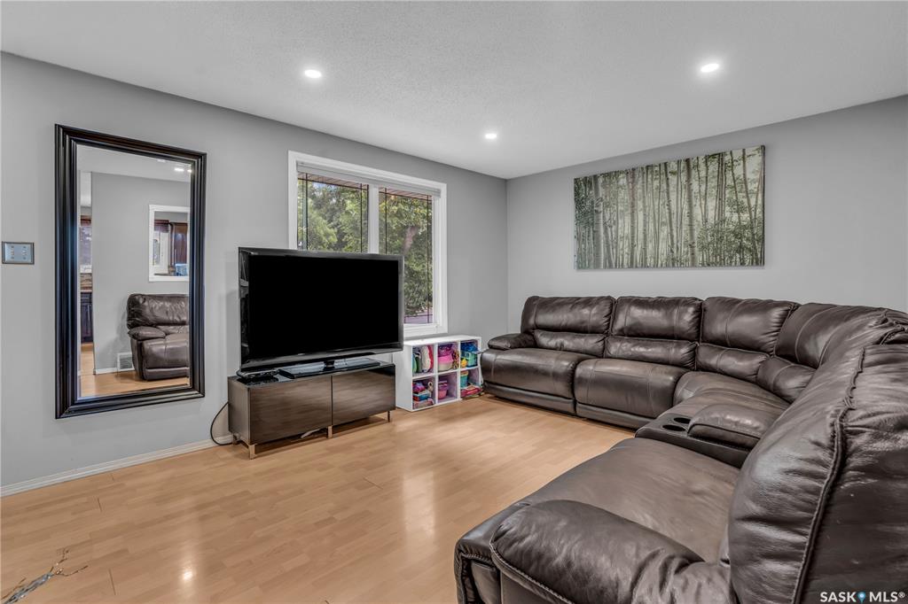 Fifth View of 214 Trudelle Crescent, Normanview West, Regina, Saskatchewan, S4T 6T4