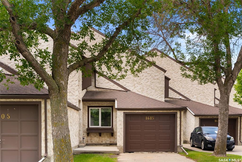 Second View of 1615 23rd Avenue, Hillsdale, Regina, Saskatchewan, S4S 5Z9