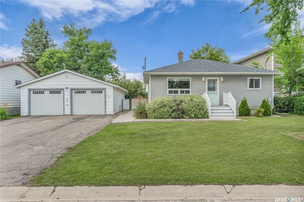 MLS® listing #SK012736 for sale located at 232 Lewis Street