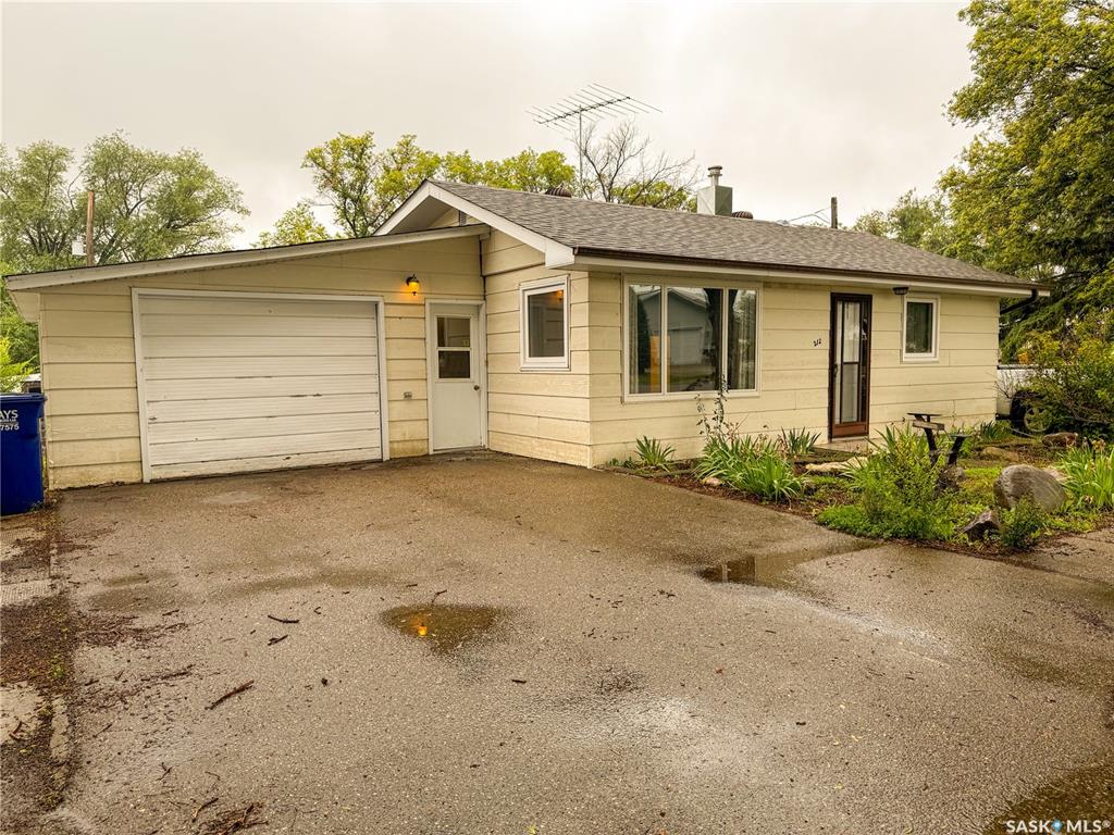 Second View of 212 Willoughby Street, Herbert, Saskatchewan, S0H 2A0