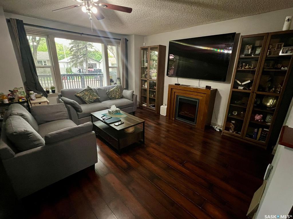 Fourth View of 1329 Aberdeen Street, Rosemont, Regina, Saskatchewan, S4T 5K3