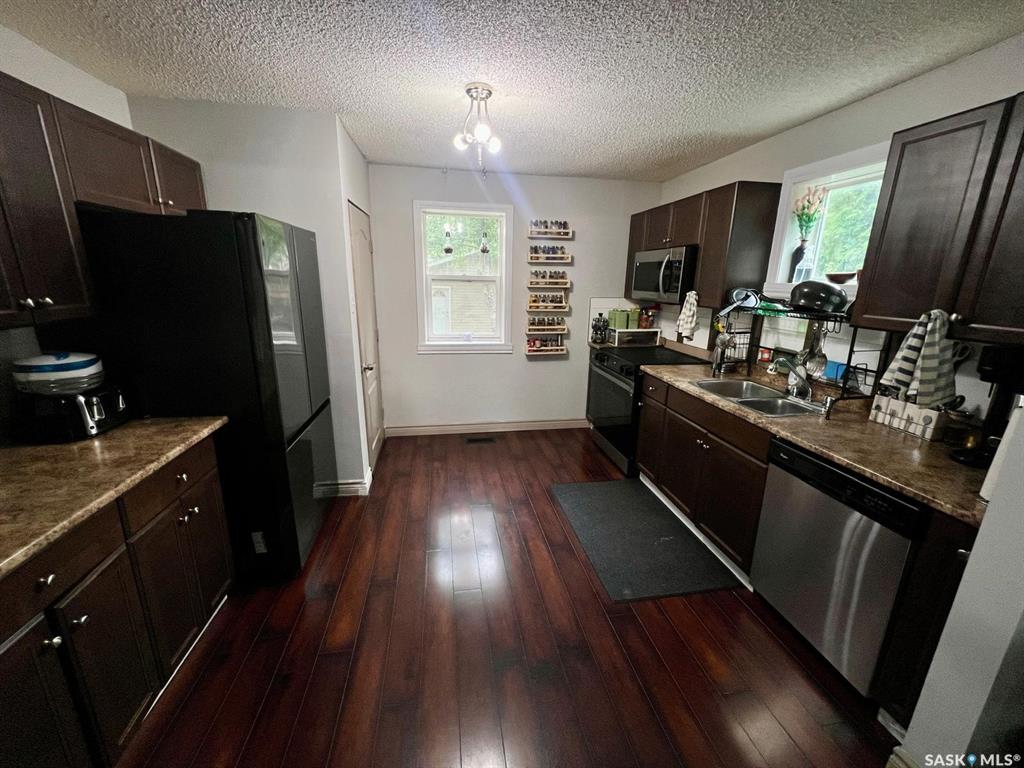 Fifth View of 1329 Aberdeen Street, Rosemont, Regina, Saskatchewan, S4T 5K3