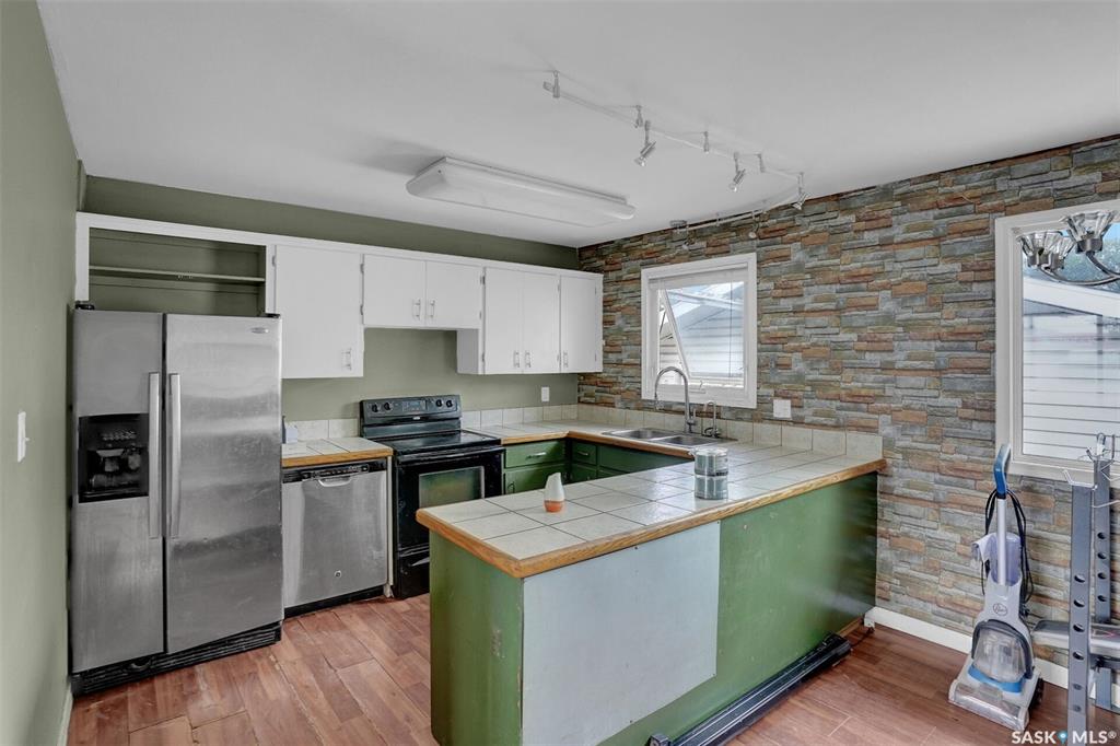 Second View of 345 Mccarthy Boulevard N, Normanview, Regina, Saskatchewan, S4R 5R3