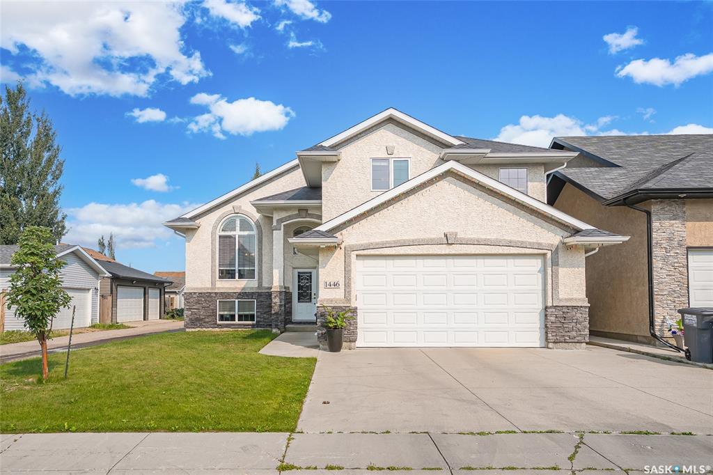 1446 Willowgrove Court, SK012957, Saskatchewan,
