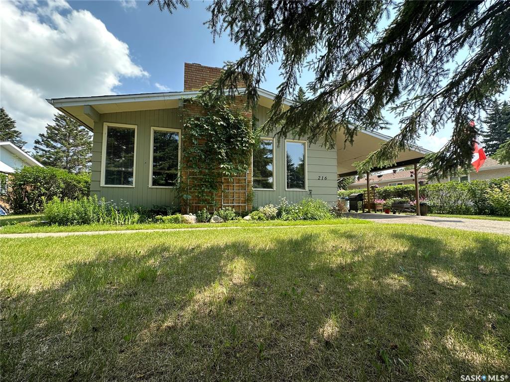 Second View of 216 5th Street Ne, Ituna, Saskatchewan, S0A 1N0