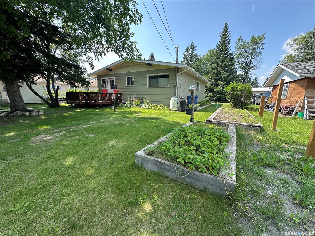 Fifth View of 216 5th Street Ne, Ituna, Saskatchewan, S0A 1N0
