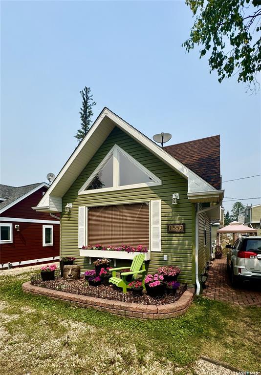 1552 Finch, SK012982, Saskatchewan,