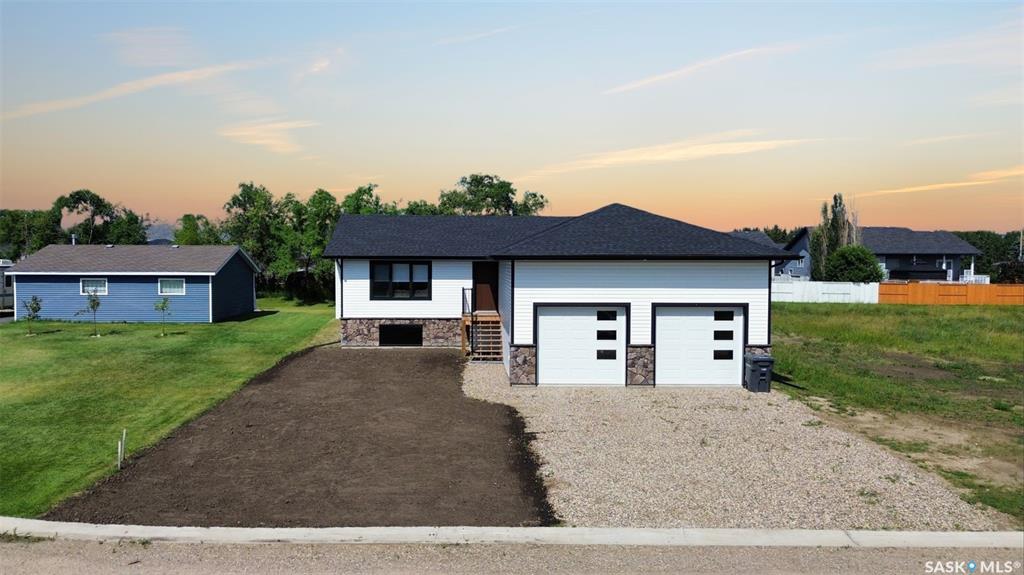 209 Willow Crescent, SK013013, Saskatchewan,