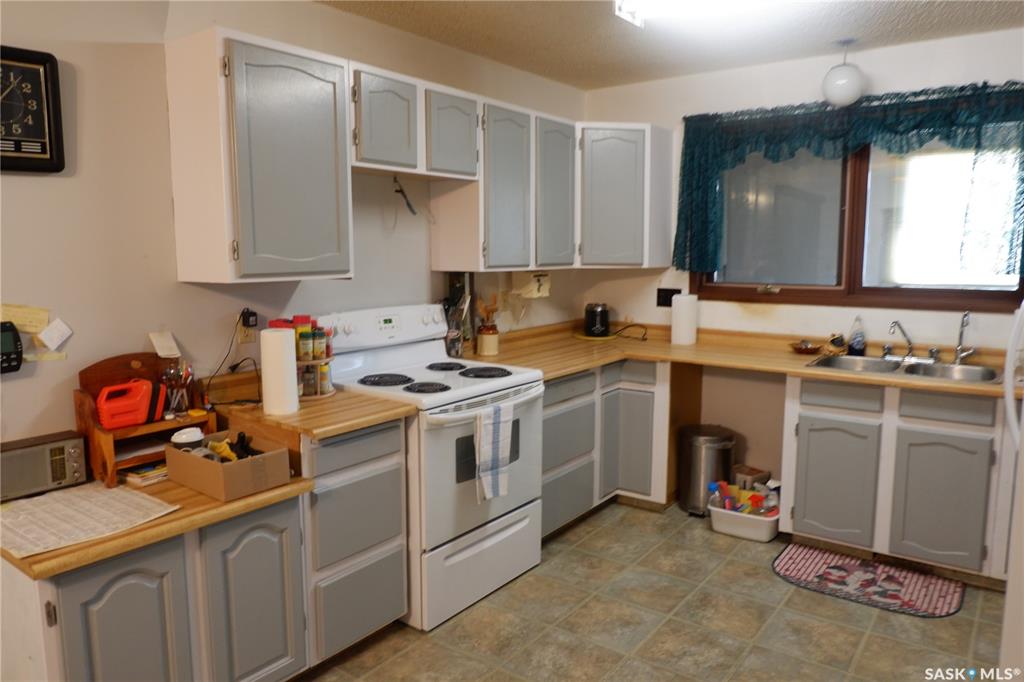 Third View of 235 King Street, Coronach, Saskatchewan, S0H 0Z0