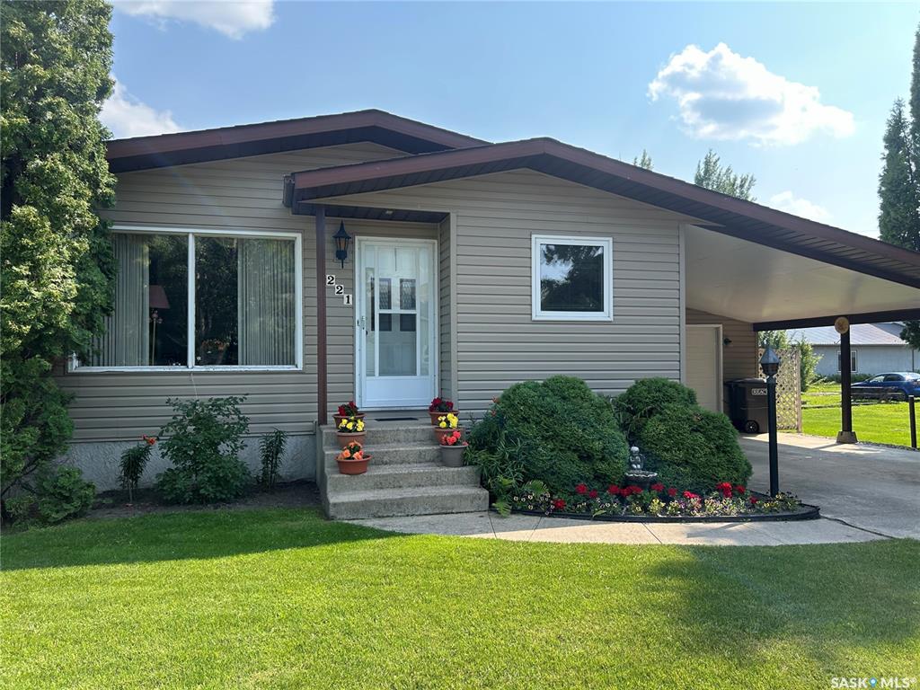 221 Howard Street, SK013042, Saskatchewan,