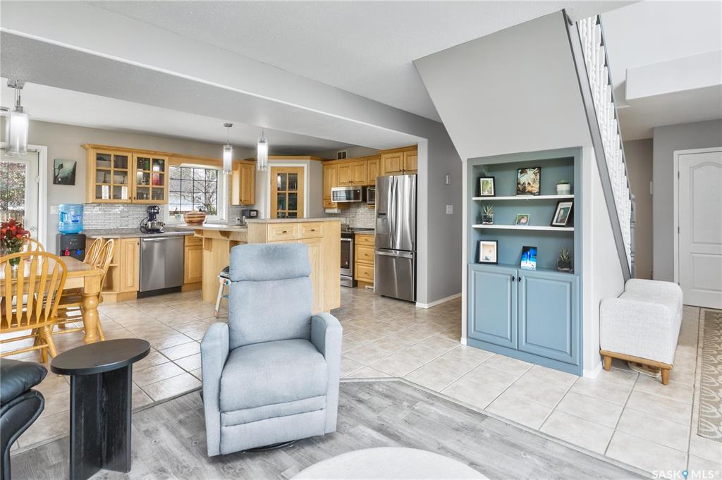 Fifth View of 7 Meagher Place, Crescent Acres, Prince Albert, Saskatchewan, S6X 1C3