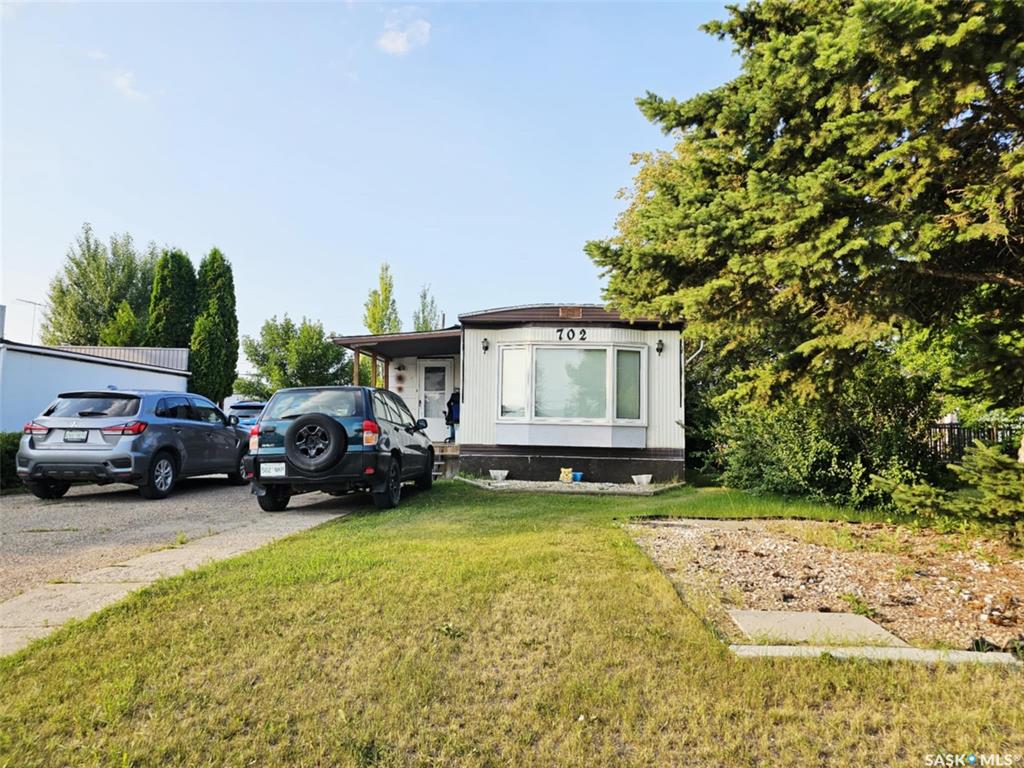 702 Fifth Avenue W, SK013110, Saskatchewan,