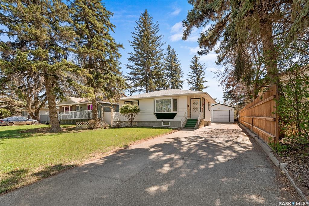 1033 Coteau Street W, SK013112, Saskatchewan,