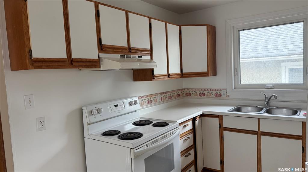 Fifth View of 416 13 Th Street E, Midtown, Prince Albert, Saskatchewan, S6V 1E3