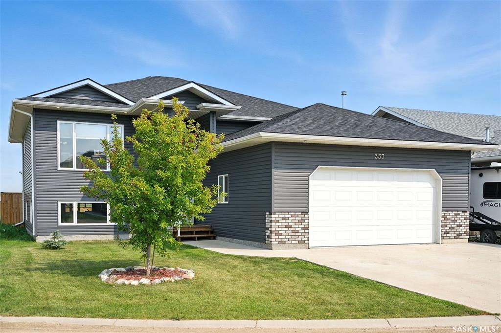 Second View of 333 Hamm Court, Aberdeen, Saskatchewan, S0K 0A0