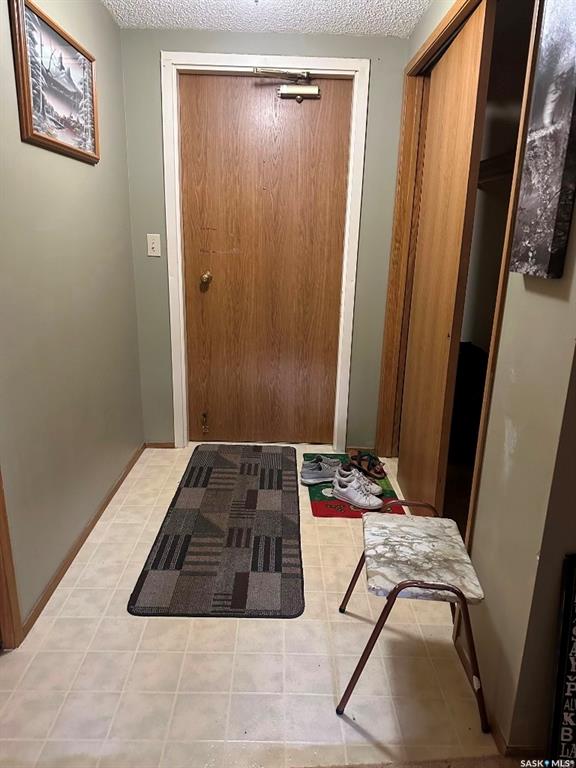 Fifth View of 119 4th Avenue #4, Kindersley, Saskatchewan, S0L 1S0