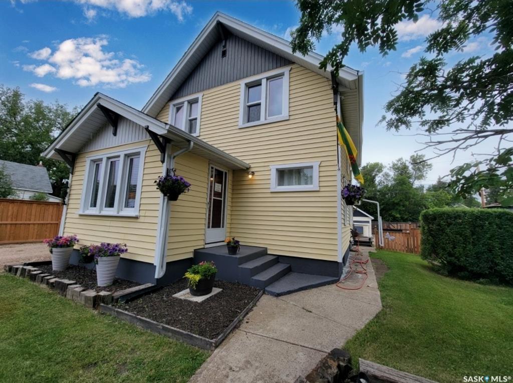Second View of 305 1st Street W, Wilkie, Saskatchewan, S0K 4W0