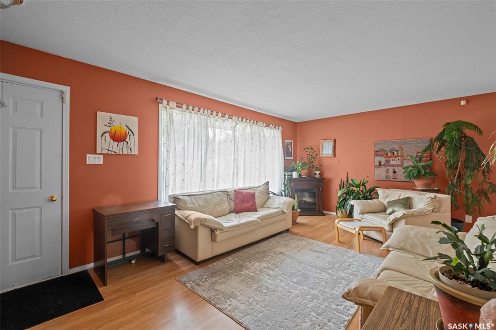 Fourth View of 488 Bennett Drive, SouthHill, Prince Albert, Saskatchewan, S6V 6H6