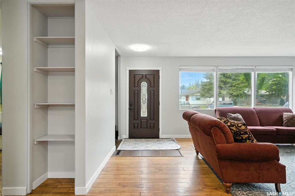 Fifth View of 16 Lindsay Drive, Greystone Heights, Saskatoon, Saskatchewan, S7H 3E1