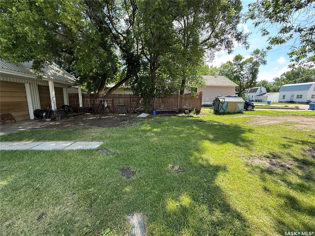 Third View of 629 Henry Street, Scotsburn, Estevan, Saskatchewan, S4A 1M9