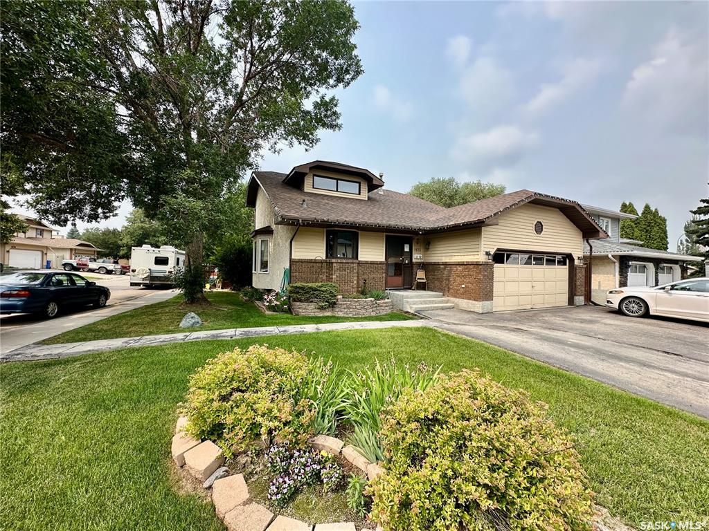 1573 Devonshire Drive N, SK013447, Saskatchewan,