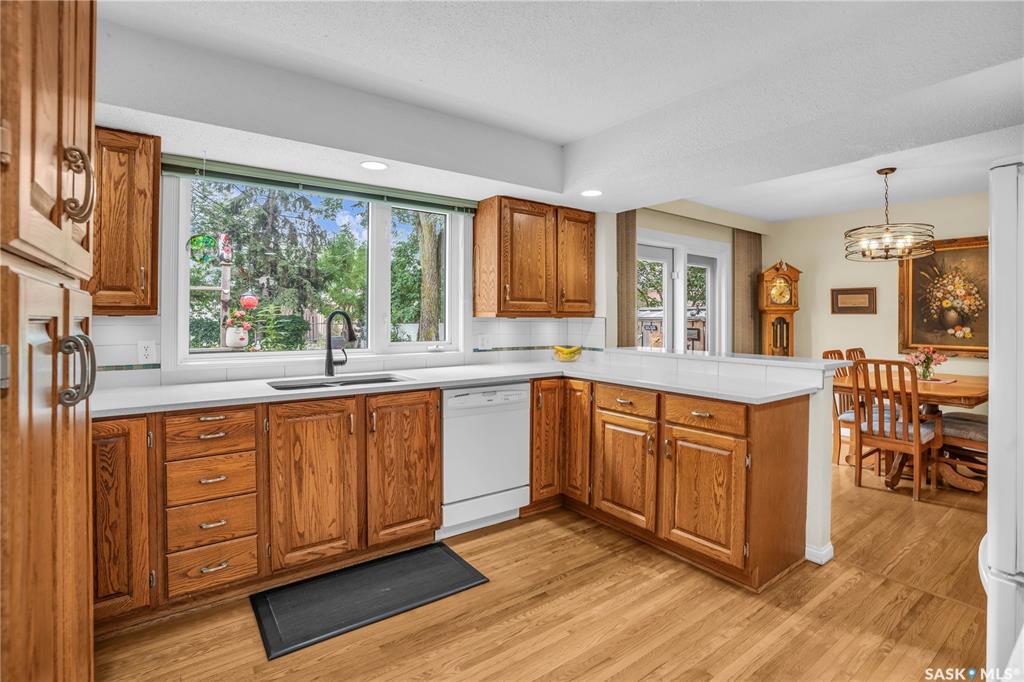 Third View of 415 Quance Avenue, Greystone Heights, Saskatoon, Saskatchewan, S7H 3B5