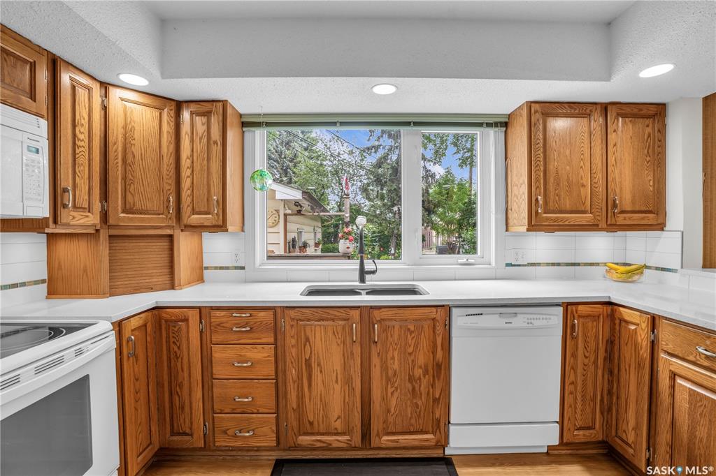 Fourth View of 415 Quance Avenue, Greystone Heights, Saskatoon, Saskatchewan, S7H 3B5