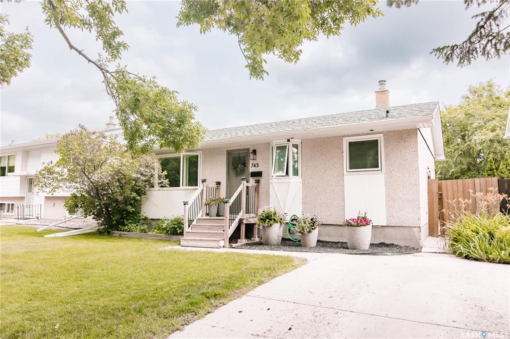 745 Sweeney Street, SK013523, Saskatchewan,