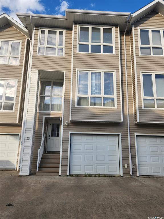 697 Sun Valley Drive #10, SK013584, Saskatchewan,