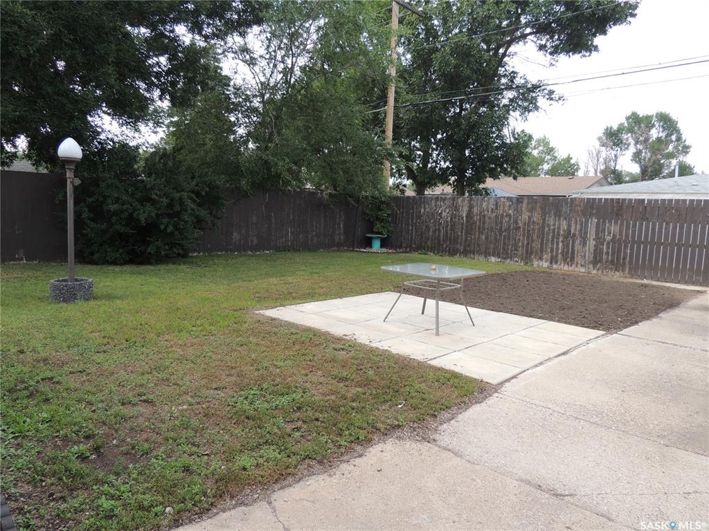 Fifth View of 111 Mcdonald Road, Hillcrest RB, Estevan, Saskatchewan, S4A 0B7