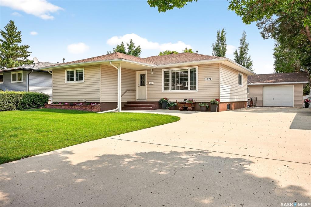1321 Queen Crescent, SK013750, Saskatchewan,