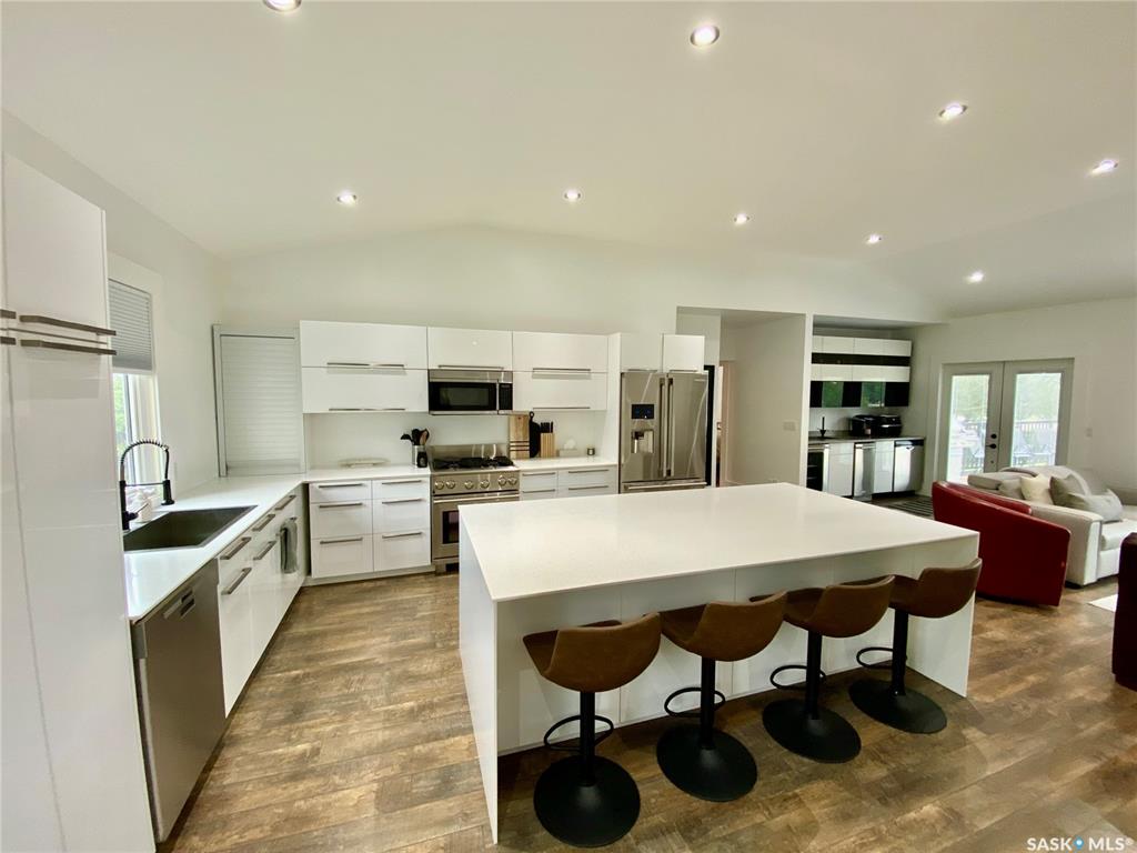 Fifth View of 837 Prospect Avenue, Oxbow, Saskatchewan, S0C 2B0