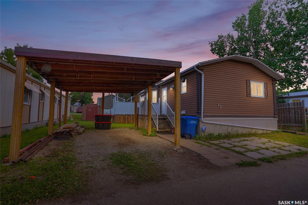 Second View of 1455 9th Avenue Ne #F2, Hillcrest MJ, Moose Jaw, Saskatchewan, S6J 1C6