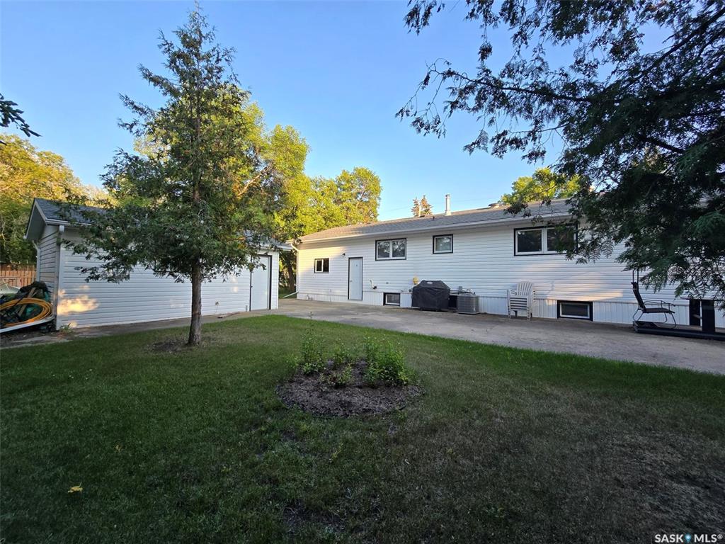 Fourth View of 902 Assiniboia Avenue, Grenfell, Saskatchewan, S0G 2B0