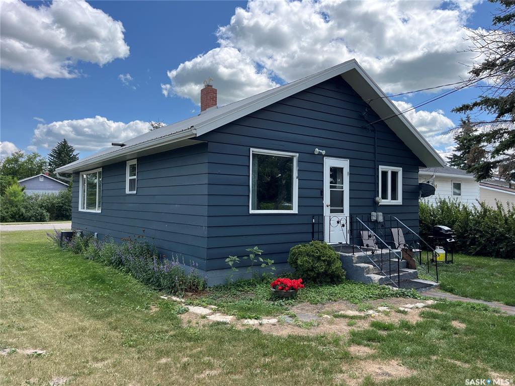 Second View of 338 Forget Street, Foam Lake, Saskatchewan, S0A 1A0