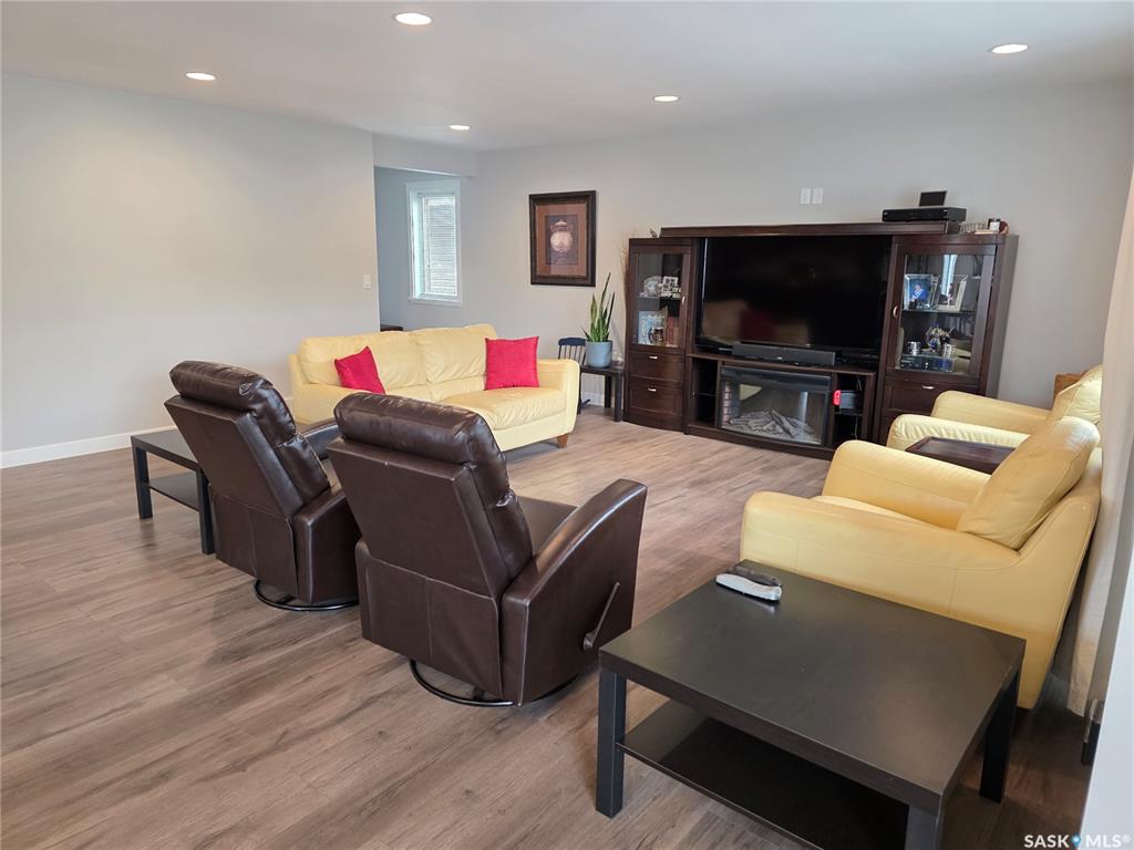 Third View of 328 Mctavish Street, Outlook, Saskatchewan, S0L 2N0