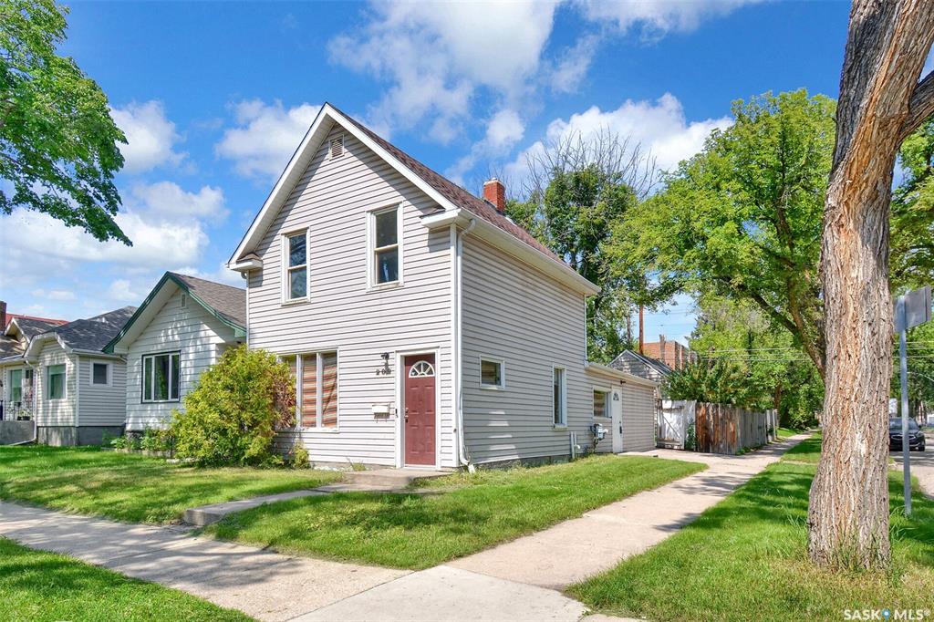 202 32nd Street W, SK013871, Saskatchewan,