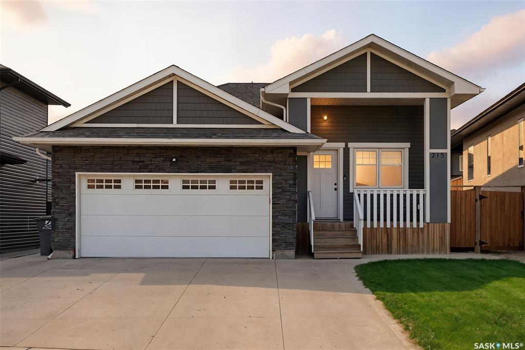 215 Bolstad Manor, SK013910, Saskatchewan,