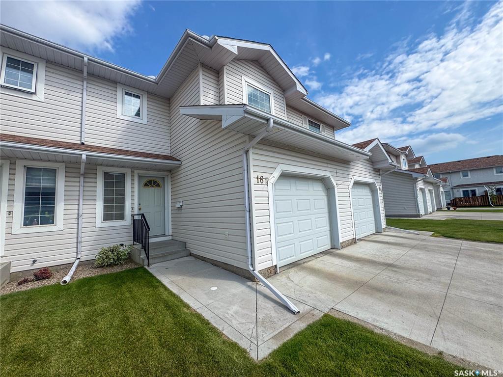1620 Olive Diefenbaker Drive #16, SK014085, Saskatchewan,