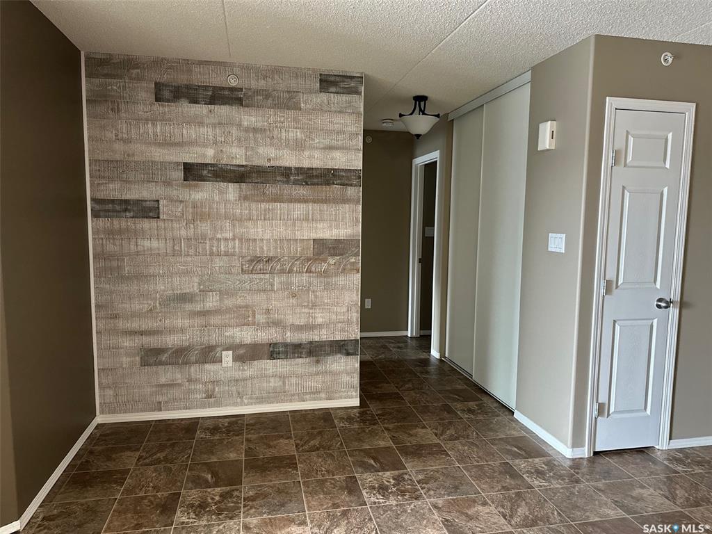 Fifth View of 1637 1st Street #305, Westview EV, Estevan, Saskatchewan, S4A 2X4
