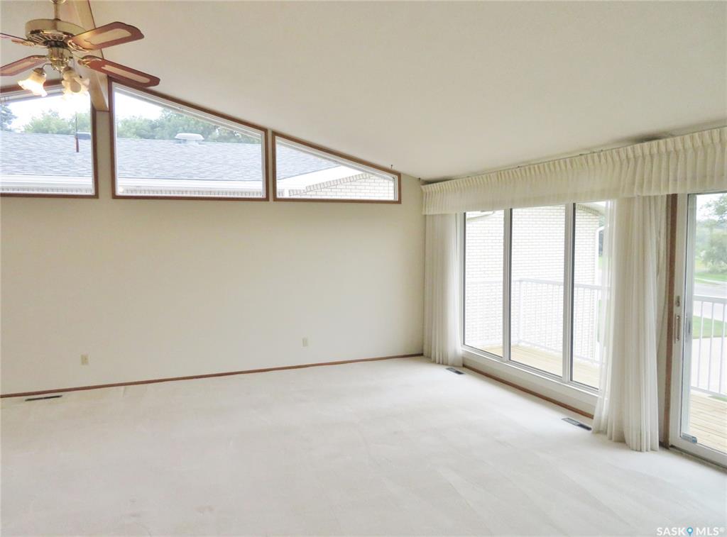 Fifth View of 2113 Spadina Crescent E, River Heights SA, Saskatoon, Saskatchewan, S7K 0C9