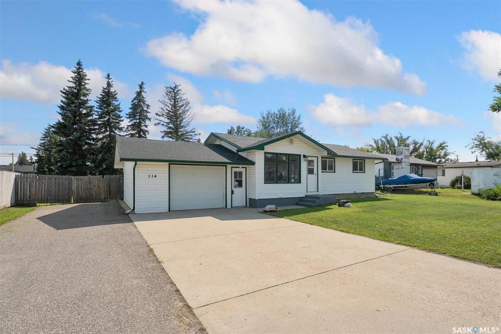 Second View of 114 2nd Street S, Martensville, Saskatchewan, S0K 2T0